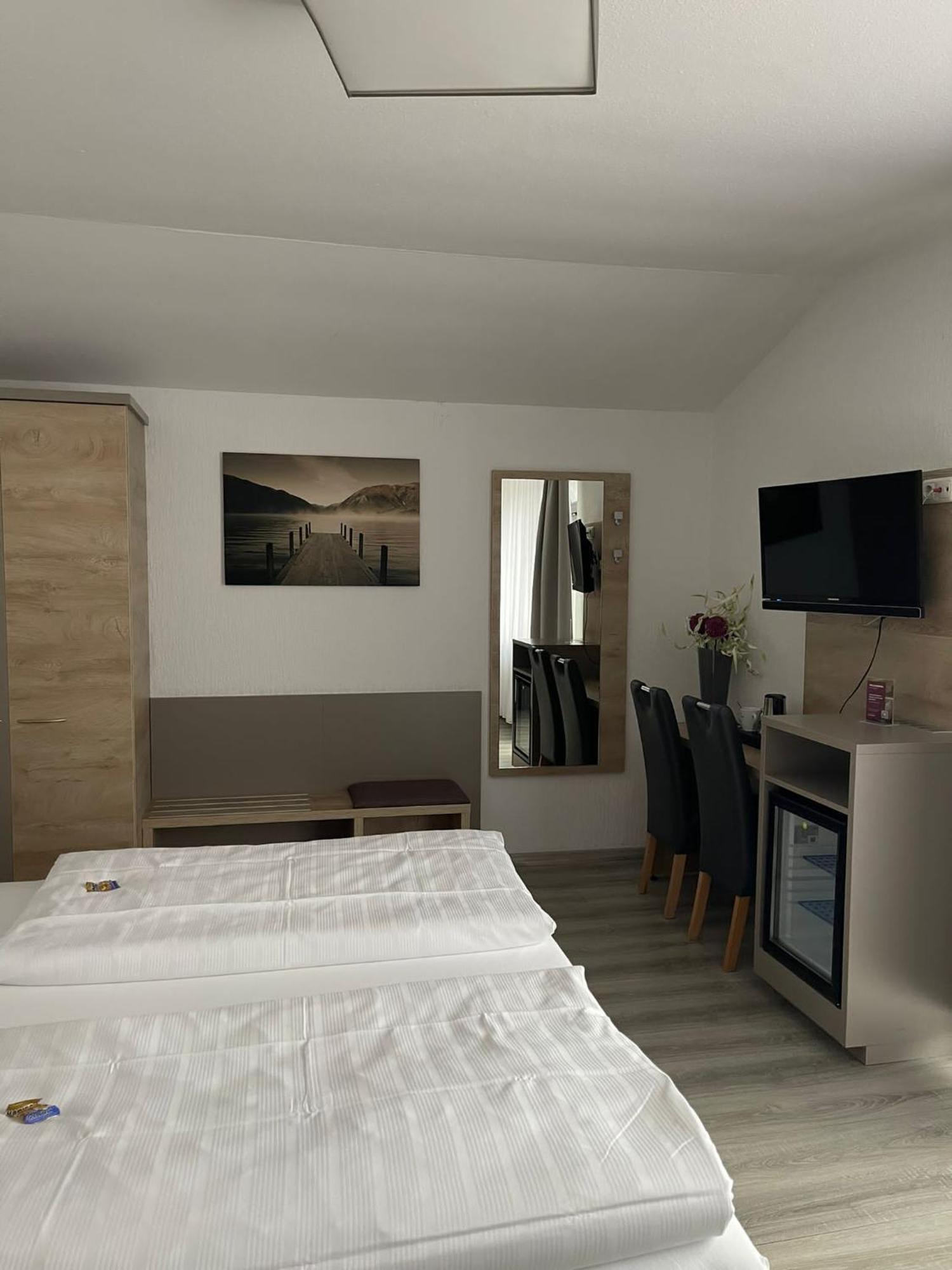 Hotel Traumblick โคเคห์ม ภายนอก รูปภาพ