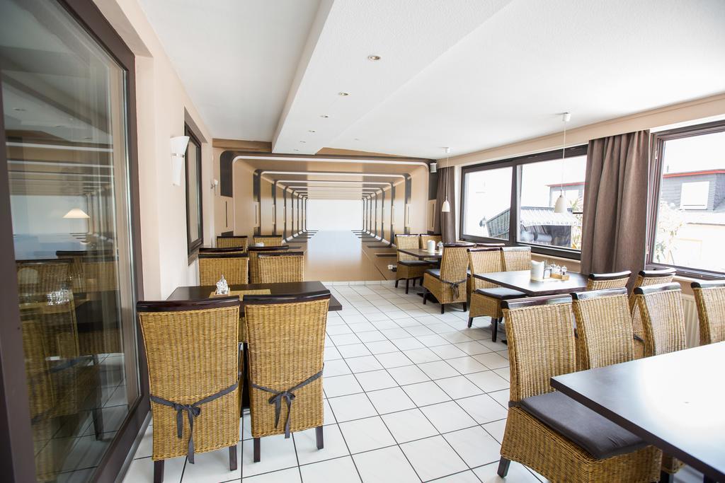 Hotel Traumblick โคเคห์ม ภายนอก รูปภาพ