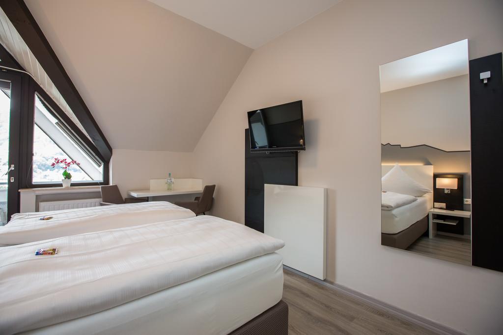 Hotel Traumblick โคเคห์ม ภายนอก รูปภาพ